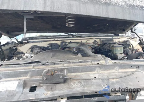 1989 Chevrolet Suburban V1500 from USA, damaged, VIN 1GNEV16KXKF192489